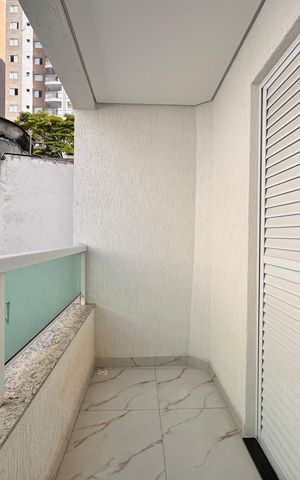 Apartamento à venda com 180m², 3 quartos e 2 vagas Apartamento à venda com 180m², 3 quartos e 2 vagasSacada