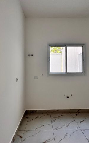 Apartamento à venda com 180m², 3 quartos e 2 vagas Apartamento à venda com 180m², 3 quartos e 2 vagasCozinha