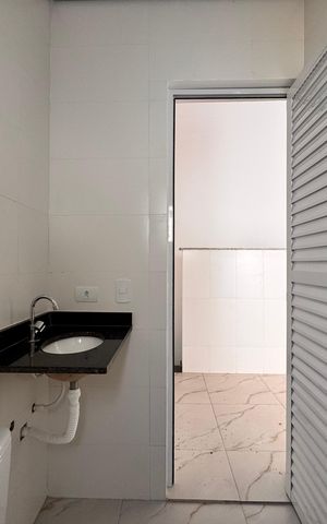 Apartamento à venda com 180m², 3 quartos e 2 vagas Apartamento à venda com 180m², 3 quartos e 2 vagasLavabo
