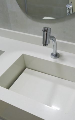 Apartamento para alugar com 100m², 3 quartos e 1 vaga Apartamento para alugar com 100m², 3 quartos e 1 vagaBanheiro da Suíte