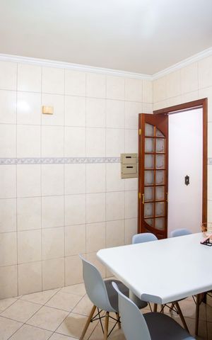 Casa à venda com 177m², 2 quartos e 2 vagasCozinha