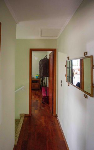 Casa à venda com 177m², 2 quartos e 2 vagasBanheiro Social