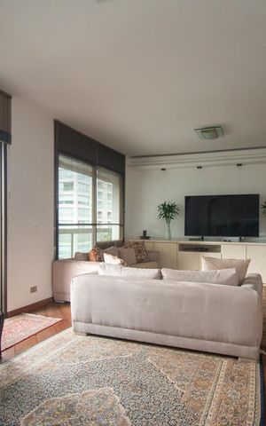 Apartamento à venda com 240m², 3 quartos e 3 vagasSala