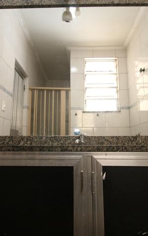 Apartamento à venda com 70m², 2 quartos e sem vagaBanheiro