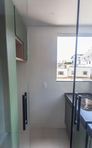 Apartamento à venda com 95m², 3 quartos e 2 vagas Apartamento à venda com 95m², 3 quartos e 2 vagasÁrea de Serviço