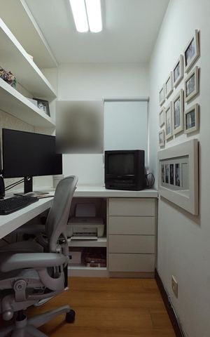 Apartamento à venda com 100m², 3 quartos e 2 vagasEscritório