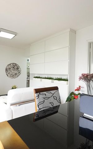 Apartamento à venda com 100m², 3 quartos e 2 vagasSala