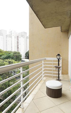 Apartamento à venda com 100m², 3 quartos e 2 vagasVaranda