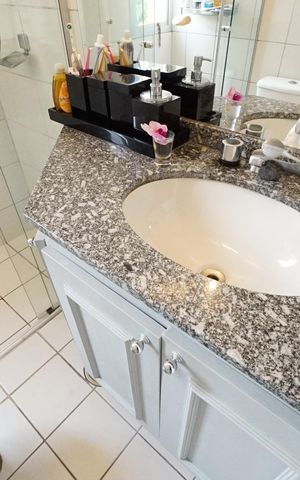 Apartamento à venda com 100m², 3 quartos e 2 vagasBanheiro
