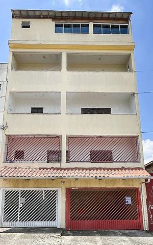 Casa à venda com 572m², 6 quartos e 3 vagasFachada+ plaquinha