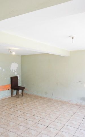 Casa à venda com 572m², 6 quartos e 3 vagasGaragem