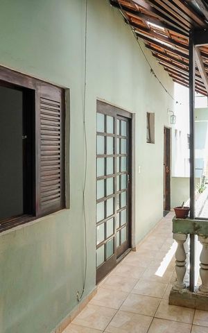Casa à venda com 572m², 6 quartos e 3 vagasVaranda