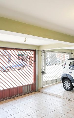 Casa à venda com 572m², 6 quartos e 3 vagasGaragem