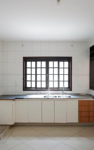 Casa à venda com 572m², 6 quartos e 3 vagasCozinha