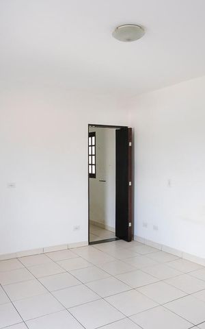 Casa à venda com 572m², 6 quartos e 3 vagasSuíte 1