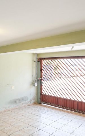 Casa à venda com 572m², 6 quartos e 3 vagasGaragem