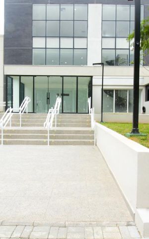 Apartamento à venda com 70m², 2 quartos e 2 vagas Apartamento à venda com 70m², 2 quartos e 2 vagasFachada