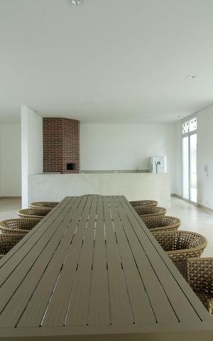 Apartamento à venda com 70m², 2 quartos e 2 vagas Apartamento à venda com 70m², 2 quartos e 2 vagasÁrea comum - Salão de festas