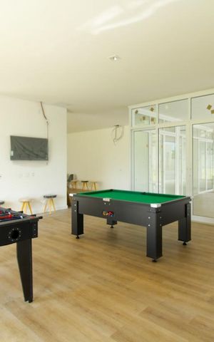 Apartamento à venda com 70m², 2 quartos e 2 vagas Apartamento à venda com 70m², 2 quartos e 2 vagasSalão de jogos