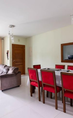 Casa à venda com 177m², 3 quartos e 6 vagas Casa à venda com 177m², 3 quartos e 6 vagasSala de Jantar