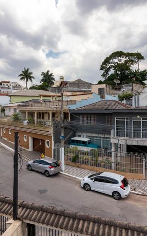 Casa à venda com 177m², 3 quartos e 6 vagas Casa à venda com 177m², 3 quartos e 6 vagasVaranda da Suíte 1 - Vista