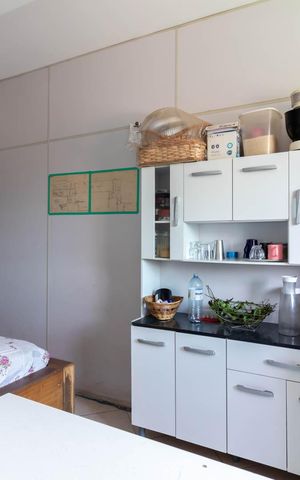 Casa à venda com 177m², 3 quartos e 6 vagas Casa à venda com 177m², 3 quartos e 6 vagasQuarto 4 / Escritório