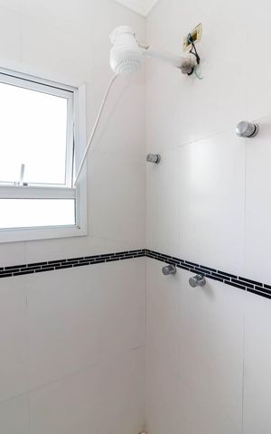 Casa à venda com 177m², 3 quartos e 6 vagas Casa à venda com 177m², 3 quartos e 6 vagasBanheiro da Suíte 3
