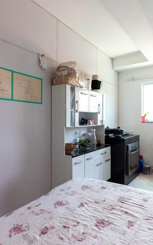 Casa à venda com 177m², 3 quartos e 6 vagas Casa à venda com 177m², 3 quartos e 6 vagasQuarto 4 / Escritório