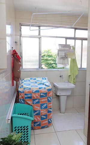 Apartamento à venda com 75m², 2 quartos e 1 vagaÁrea de Serviço