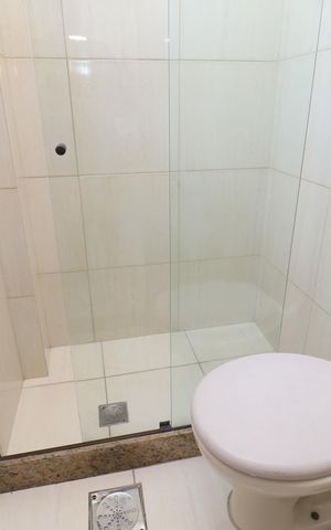 Apartamento à venda com 75m², 2 quartos e 1 vagaBanheiro de serviço