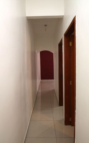 Casa à venda com 200m², 3 quartos e sem vagaCorredor