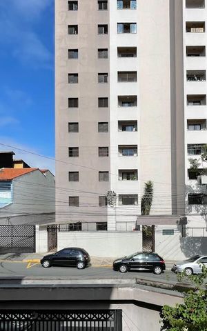 Casa à venda com 415m², 3 quartos e 6 vagasVista - Área externa