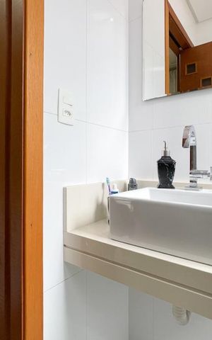 Casa à venda com 415m², 3 quartos e 6 vagasBanheiro - Suíte 1