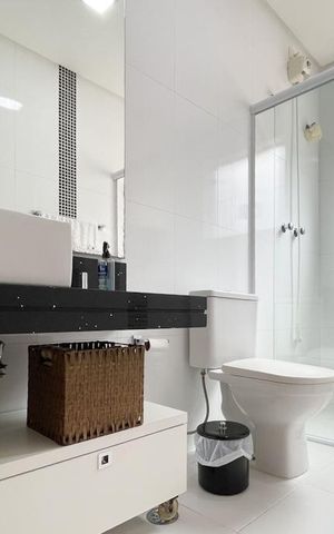 Casa à venda com 415m², 3 quartos e 6 vagasBanheiro Social