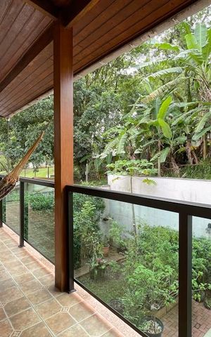 Casa à venda com 415m², 3 quartos e 6 vagasSacada - Suíte 1