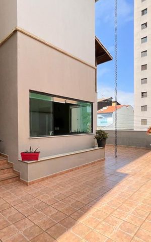 Casa à venda com 415m², 3 quartos e 6 vagasÁrea externa