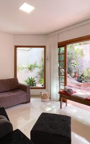 Casa à venda com 415m², 3 quartos e 6 vagasSala de Estar