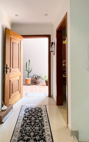 Casa à venda com 415m², 3 quartos e 6 vagasAcesso