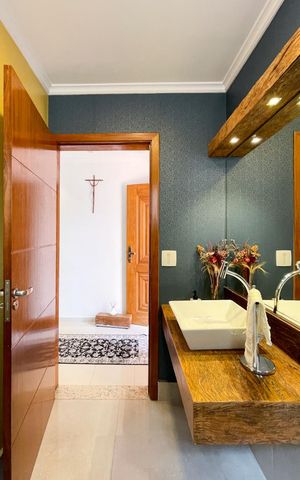 Casa à venda com 415m², 3 quartos e 6 vagasLavabo 1
