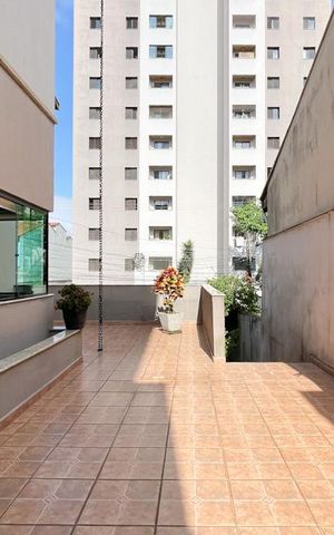 Casa à venda com 415m², 3 quartos e 6 vagasÁrea externa