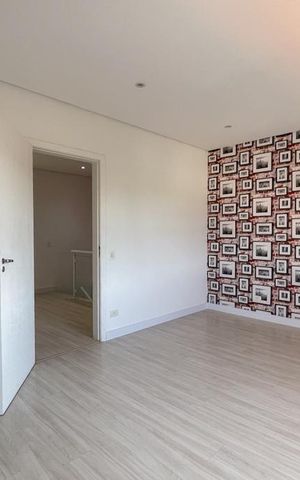 Casa à venda com 213m², 4 quartos e 2 vagas Casa à venda com 213m², 4 quartos e 2 vagasQuarto 3