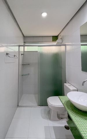 Casa à venda com 213m², 4 quartos e 2 vagas Casa à venda com 213m², 4 quartos e 2 vagasBanheiro - Suíte