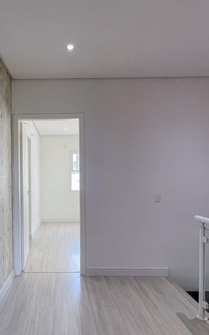 Casa à venda com 213m², 4 quartos e 2 vagas Casa à venda com 213m², 4 quartos e 2 vagasAcesso - Quartos