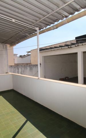 Casa à venda com 270m², 5 quartos e 6 vagasVaranda