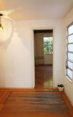 Casa à venda com 270m², 5 quartos e 6 vagasHall 2º piso