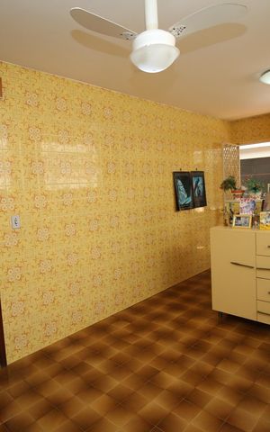 Casa à venda com 270m², 5 quartos e 6 vagasCozinha e copa