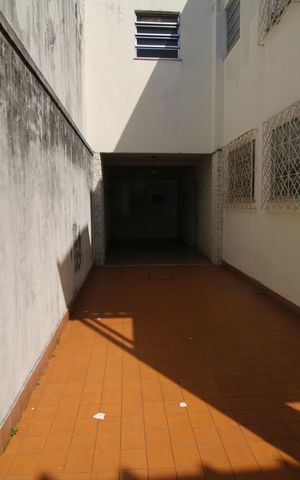 Casa à venda com 270m², 5 quartos e 6 vagasGaragem