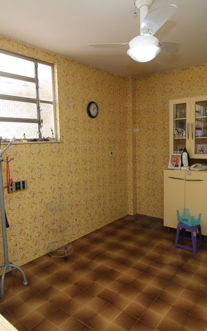 Casa à venda com 270m², 5 quartos e 6 vagasCozinha e copa