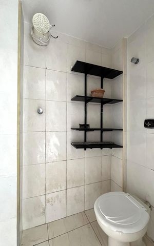 Apartamento à venda com 70m², 2 quartos e 1 vaga Apartamento à venda com 70m², 2 quartos e 1 vagaBanheiro de serviço