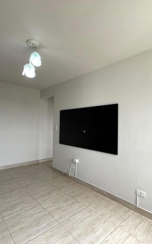 Apartamento à venda com 70m², 2 quartos e 1 vaga Apartamento à venda com 70m², 2 quartos e 1 vagaSala